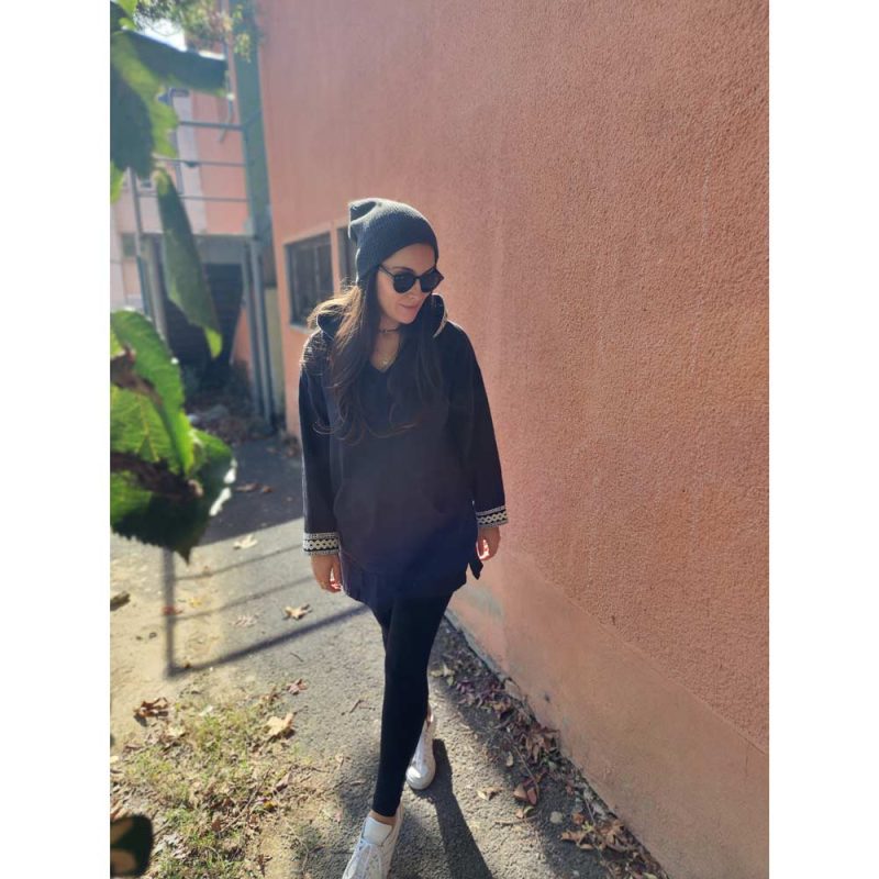 Gaia-Kadın-Panço-1