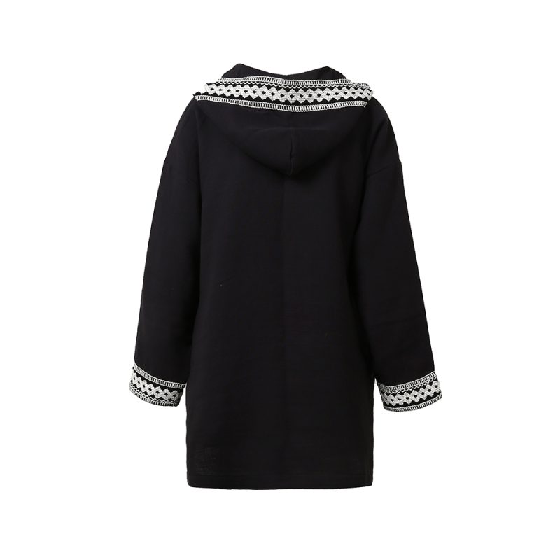 Gaia Panco siyah arka.JPG